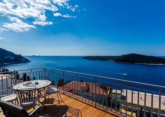 Amorino Of - Two Bedroom With Terrace And Sea View Apartmán