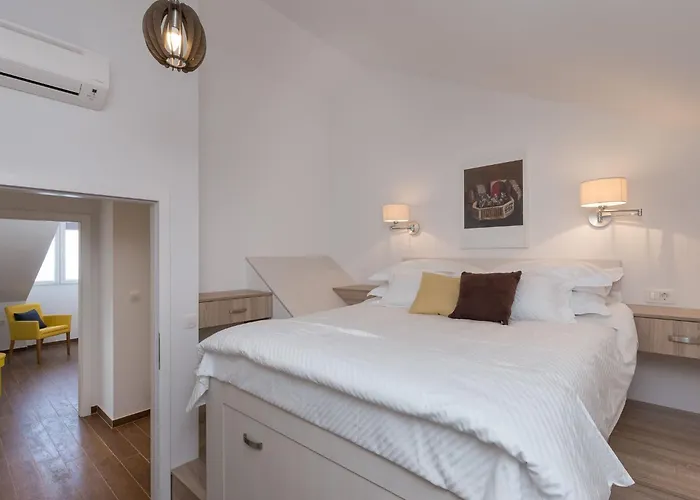 Appartement Amorino Of - Two Bedroom With Terrace And Sea View